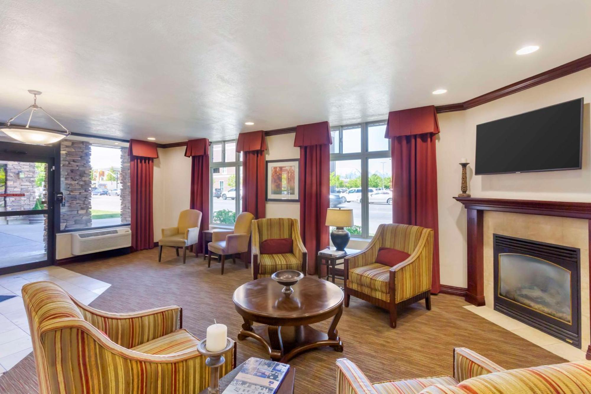 Best Western Plus Weston Inn Logan Exterior foto